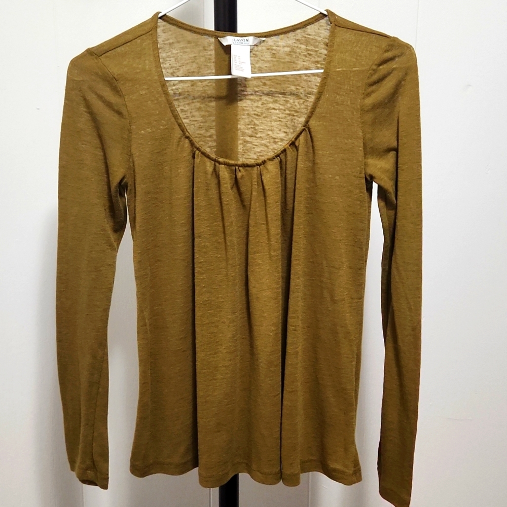 3/$20 Lavin Long Sleevs for Women